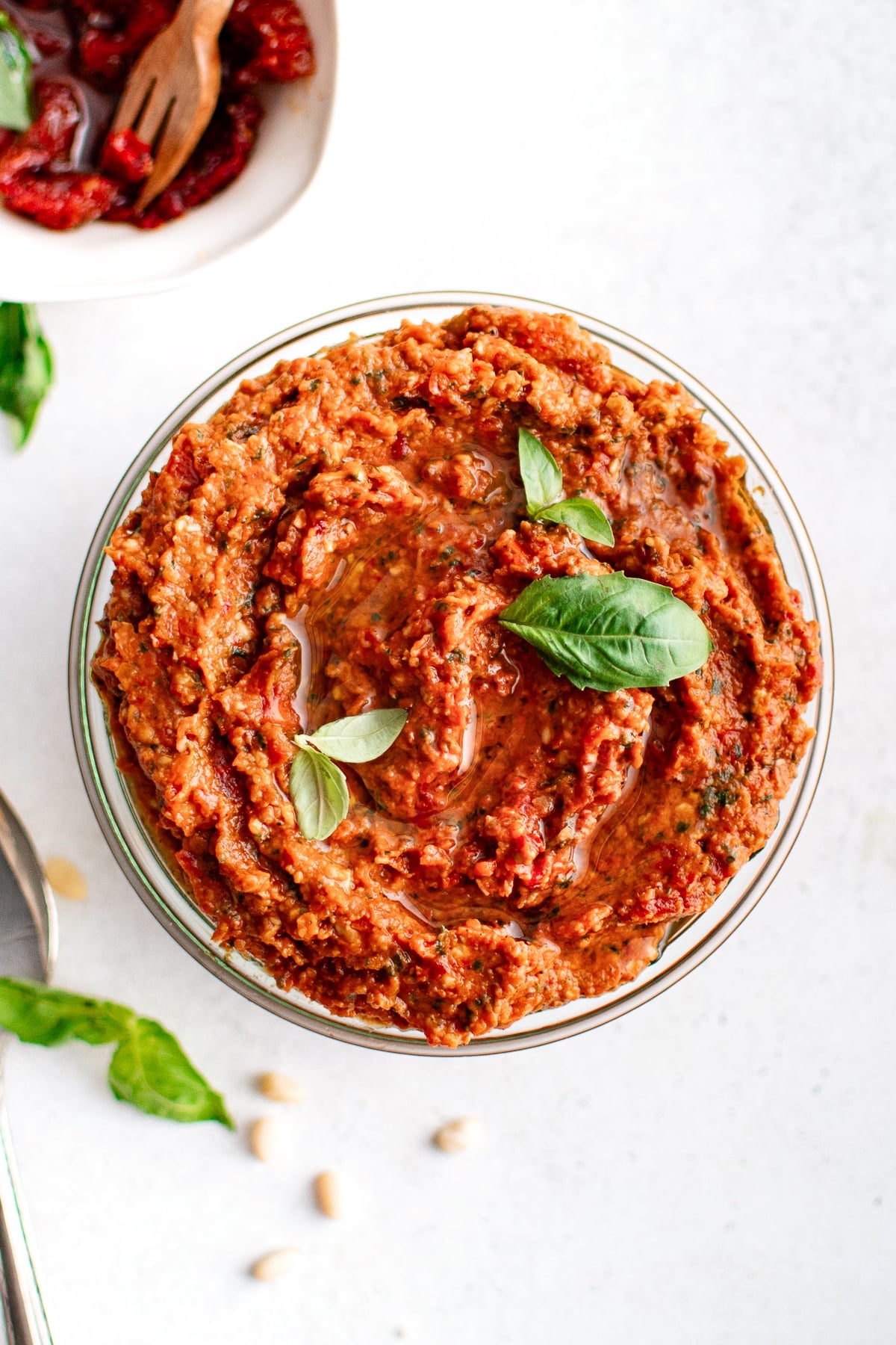Sun-Dried Tomato Pesto: Delicious Red Sauce & Endless Variations